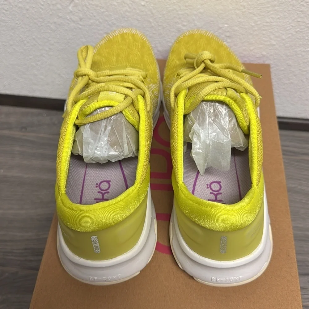Ryka Devotion X Walking Sneaker In Verdantyel